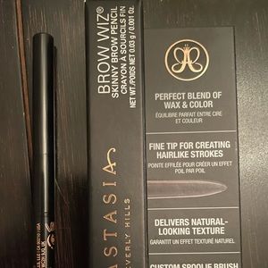 Anastasia eyebrow pencil